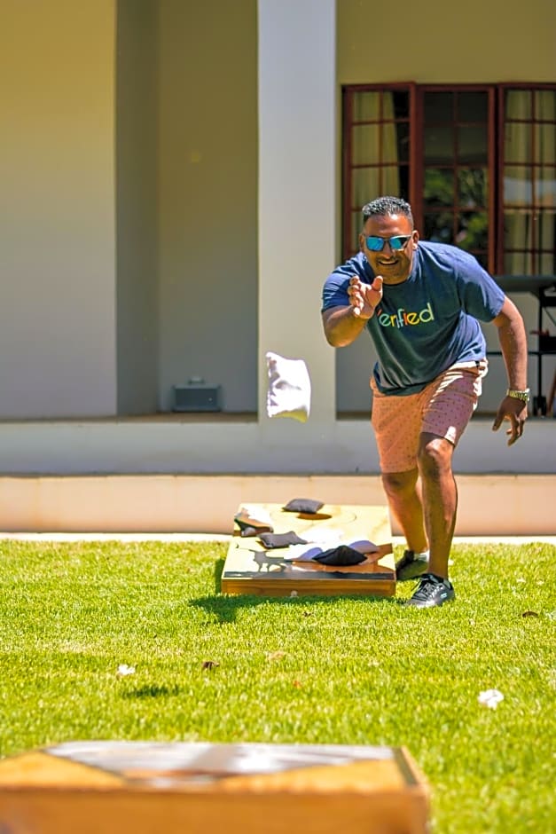 Royal Karoo Safari Lodge