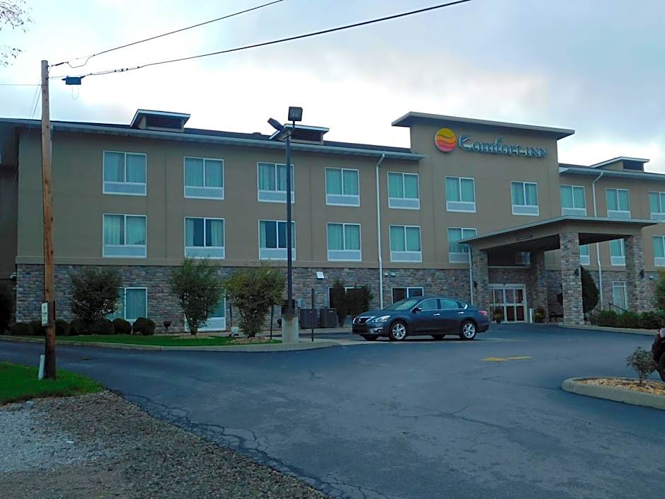 Comfort Inn St. Clairsville