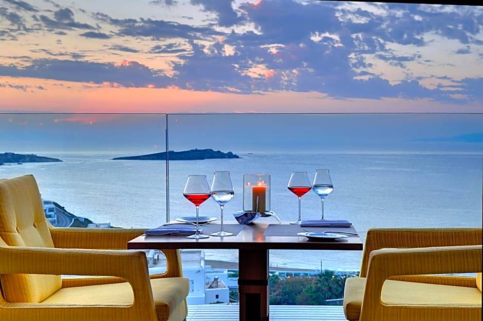 Myconian Korali Relais & Chateaux