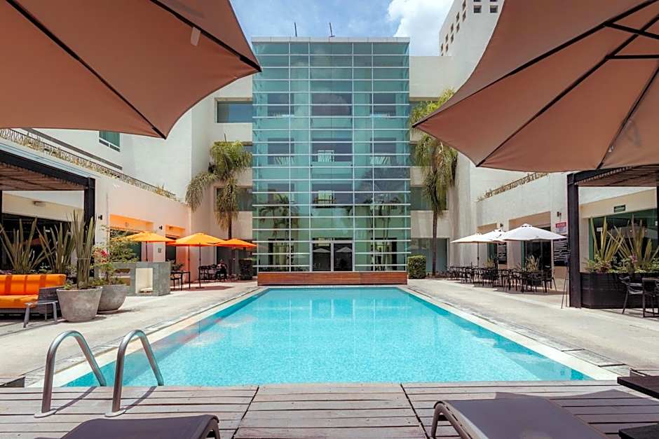 Sheraton Leon
