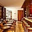 Latroupe Hotel Jardin Secret