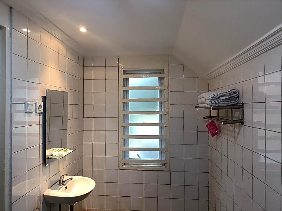 Mamifokobo Guest House