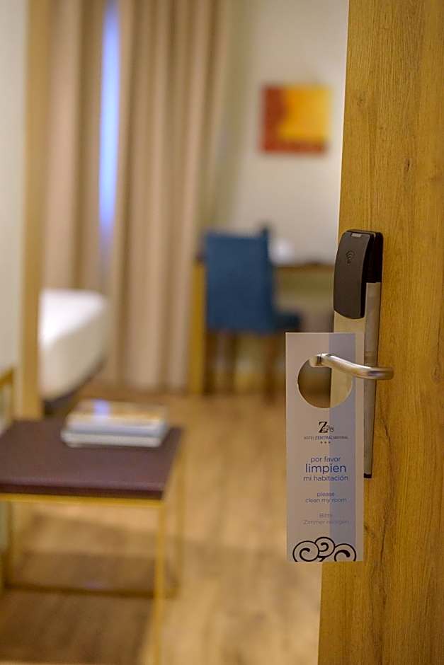 Hotel Zentral Mayoral