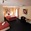 Cotswold Motor Inn