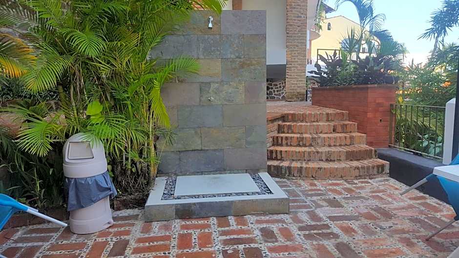 Marboka Hotel & Suites