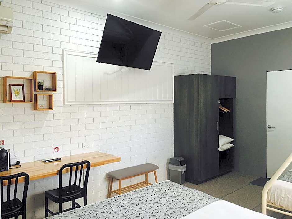 Gin Gin Village Motor Inn Motel QLD