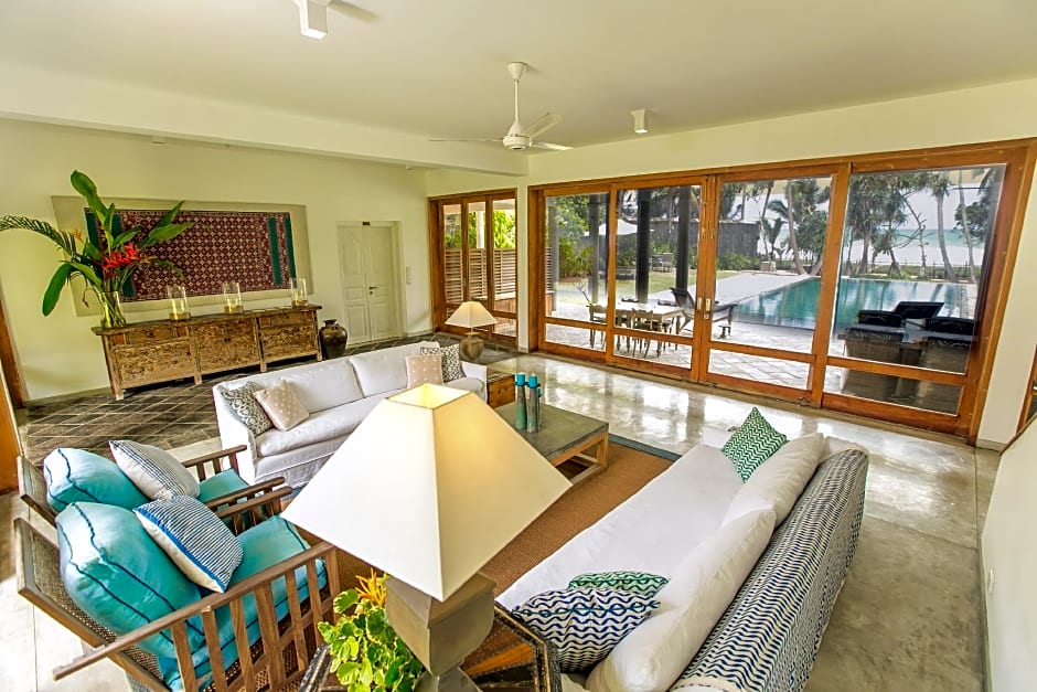 Villa Saffron Hikkaduwa