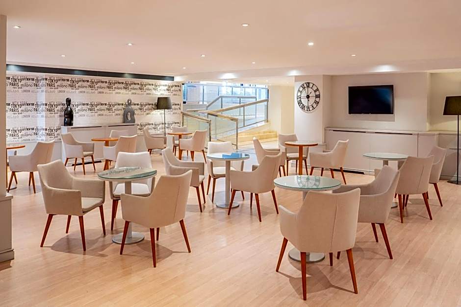 Hotel Madrid Alameda Aeropuerto, Affiliated by Meliá