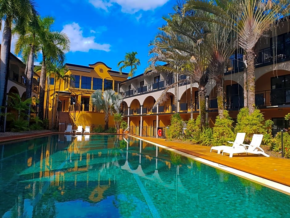Palm Royale Cairns Resort