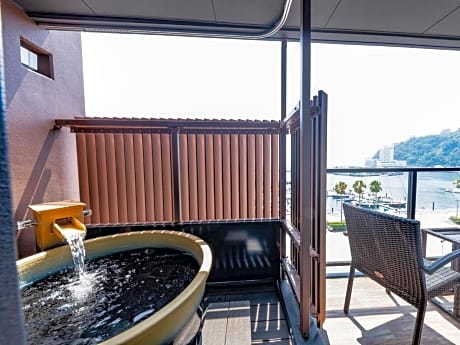 Suite with Open-Air Bath and Ocean View - Smoking