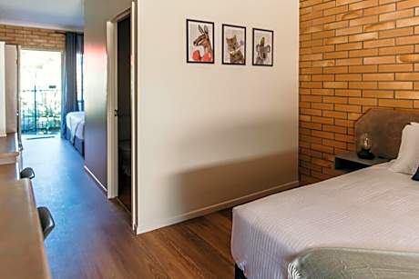 Family Twin (No Pets)