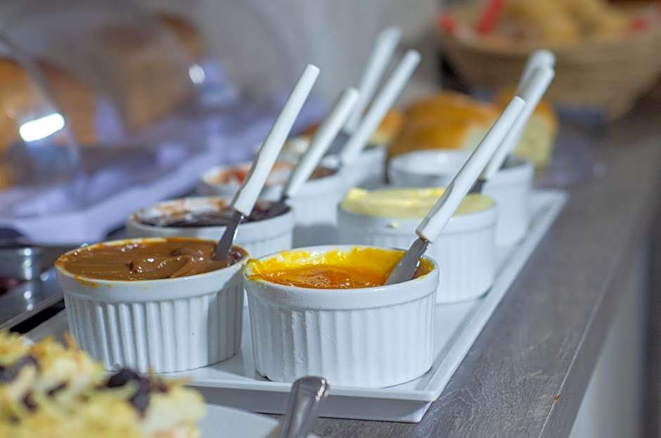 Marechal Plaza Hotel