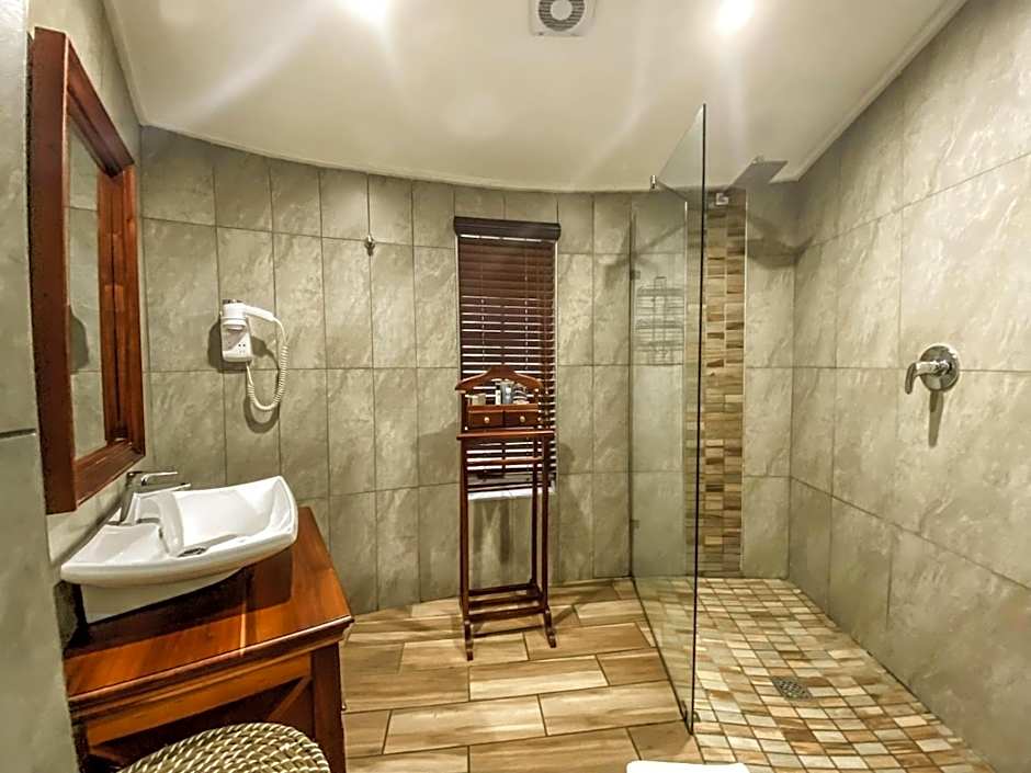 Photo 1 of 1 of Luxury