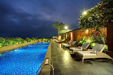 Deluxe Garden View