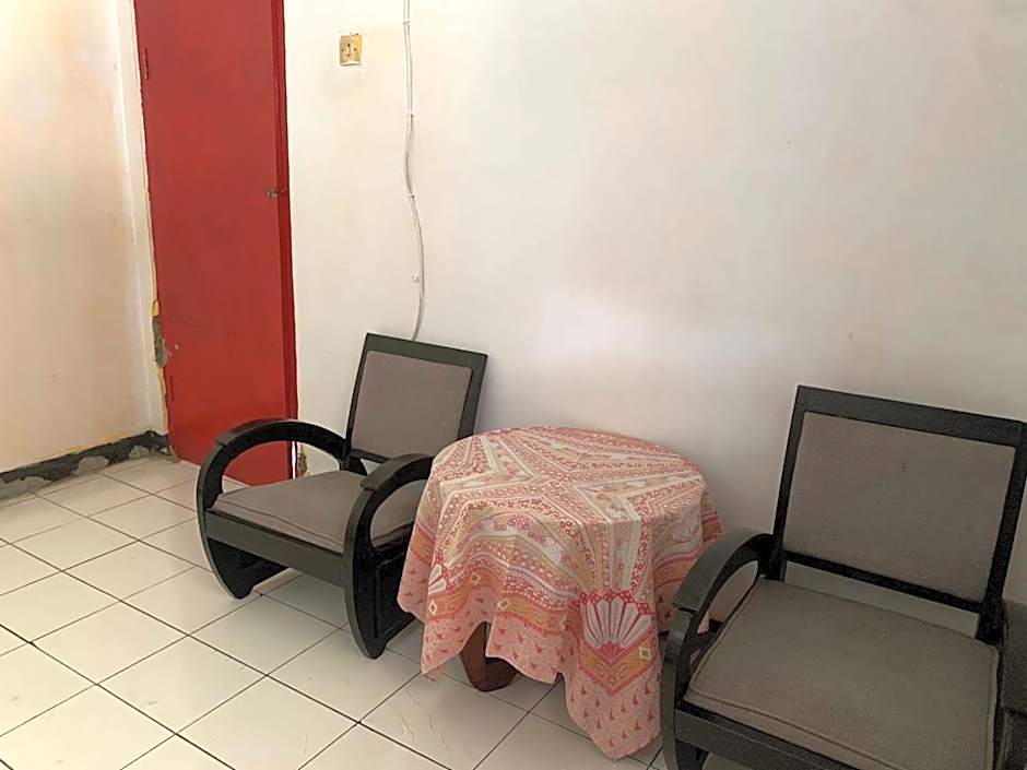 OYO Life 93841 Panorama Dewi