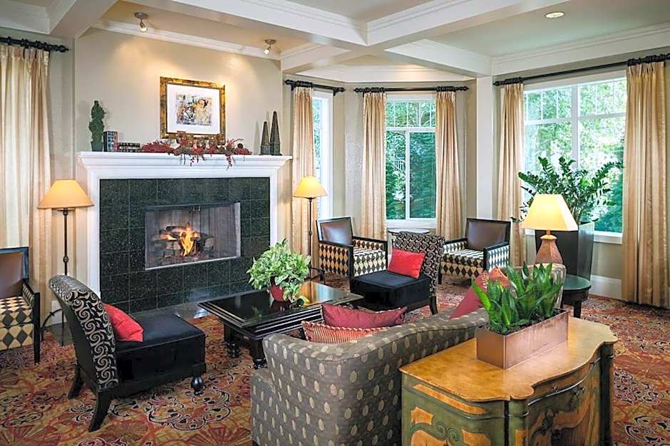 Photo 1 of 22 of Plaza Inn & Suites at Ashland Creek