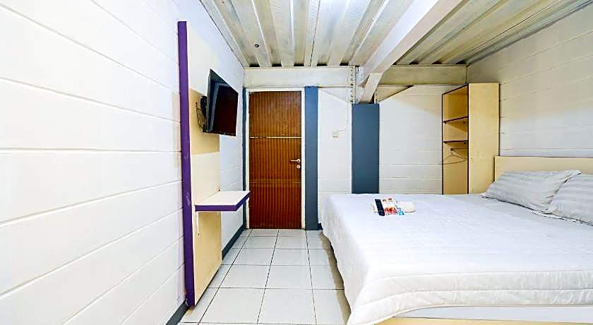 Simple Hotel Bogor RedPartner