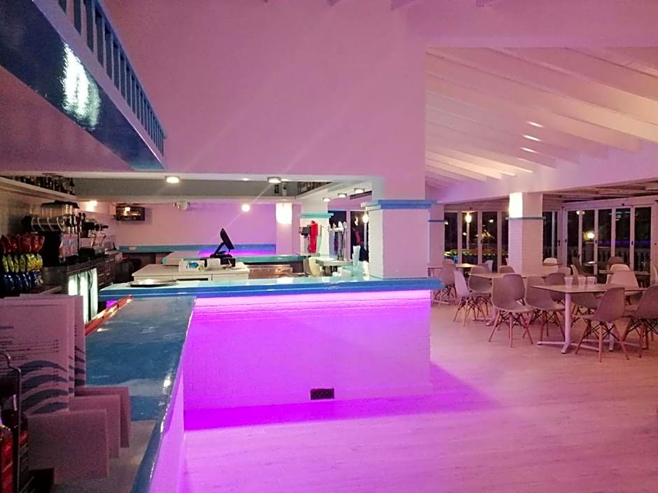 Aparthotel Holiday Center