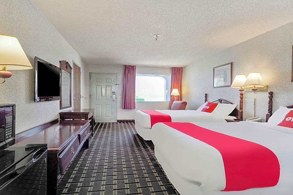 Lonestar Inn & Suites, Erick OK - Hwy 40 BY OYO