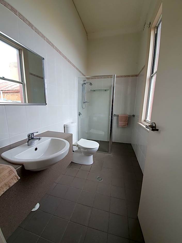 Empire Hotel Goulburn