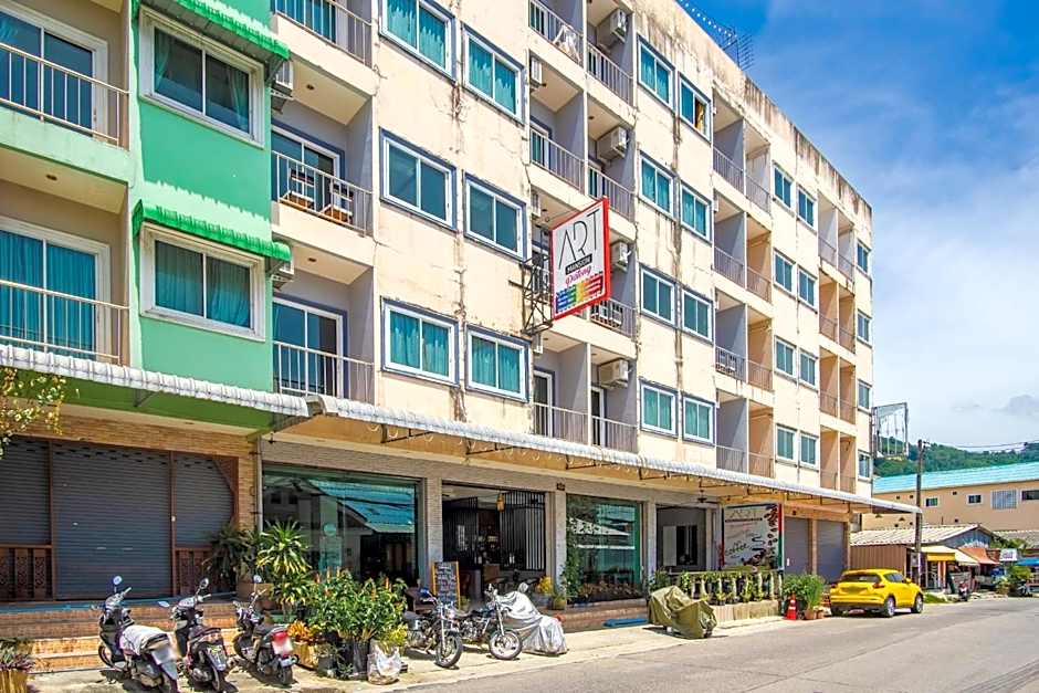 Art Mansion Patong Hotel