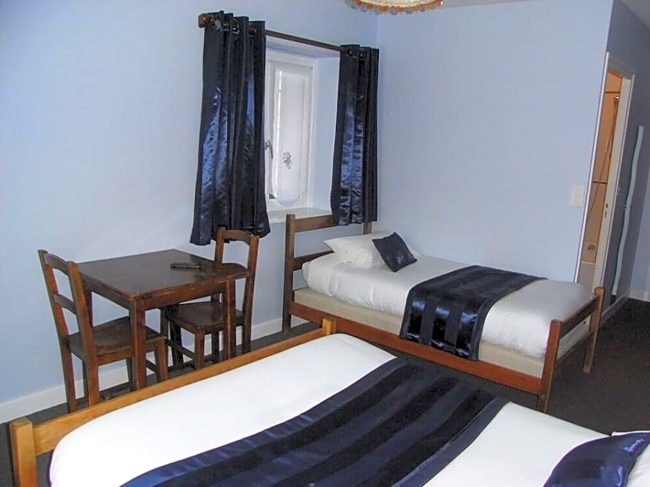 Logis Hotel La Chaumiere
