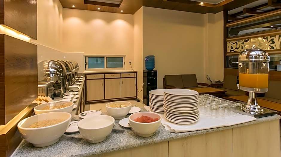 Hotel White Pearl