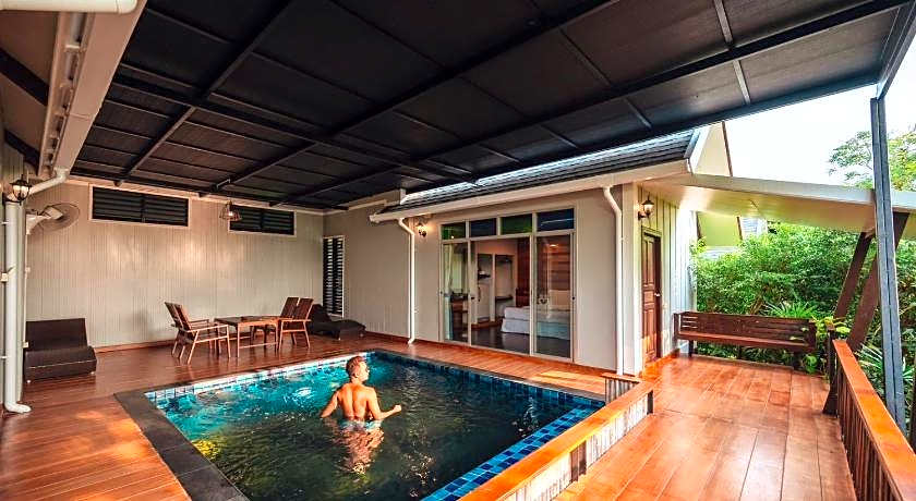 IP Plus Pool Villa Pattaya