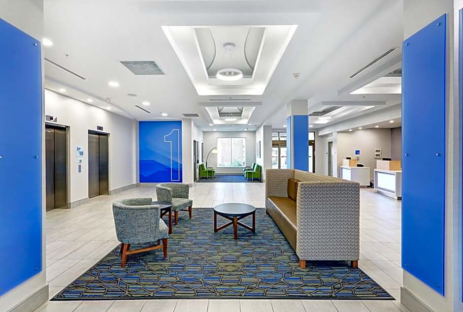 Holiday Inn Express Hotel & Suites - Woodstock By IHG