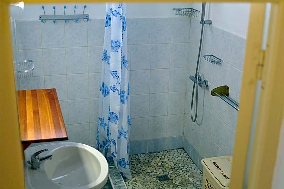 Les Merveilleux Flots de la Mer