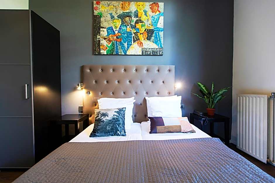 Quentin England Hotel