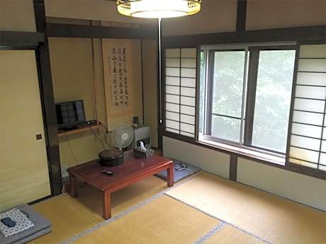 Japanese-Style Room - Annex