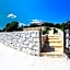 Luxury Beachfront Villa Dalmatino Trogir with private pool right at the beach in Okrug Gornji - Ciovo