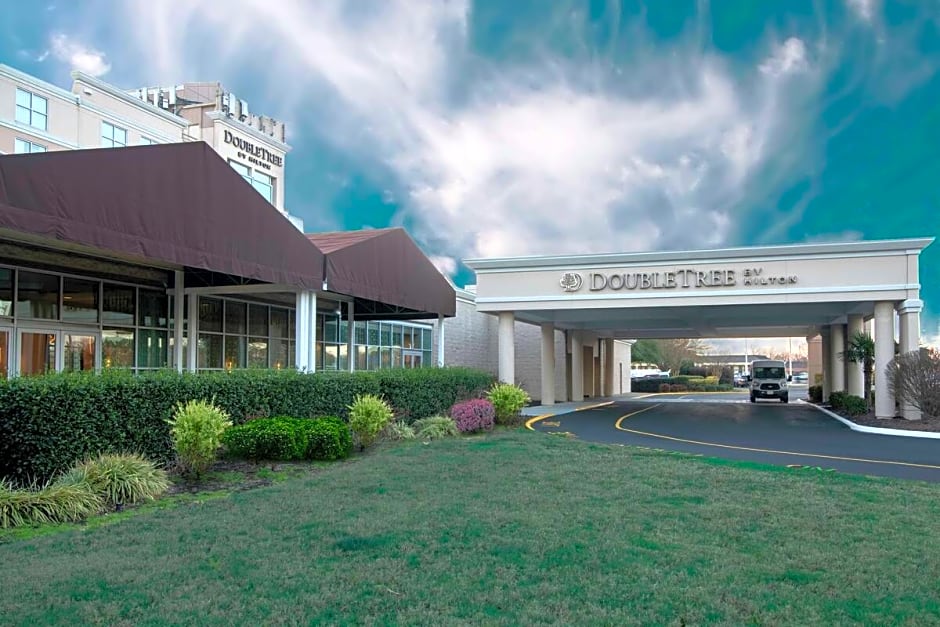 DoubleTree by Hilton Norfolk Airport