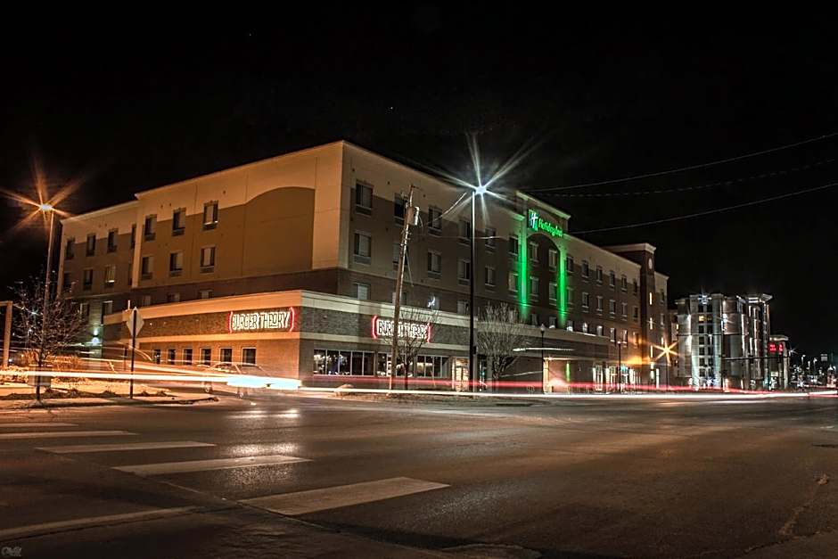 Holiday Inn Omaha Downtown Waterpark By IHG