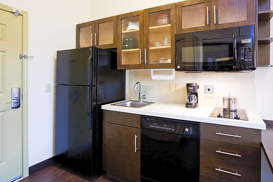 Candlewood Suites Sioux Falls, an IHG Hotel