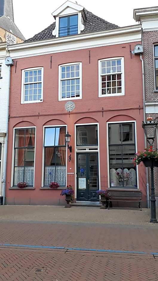 De Zevenster "gevestigd aan de winkelstraat"