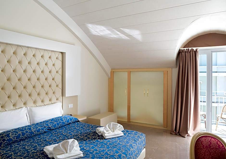 Hotel Ambassador