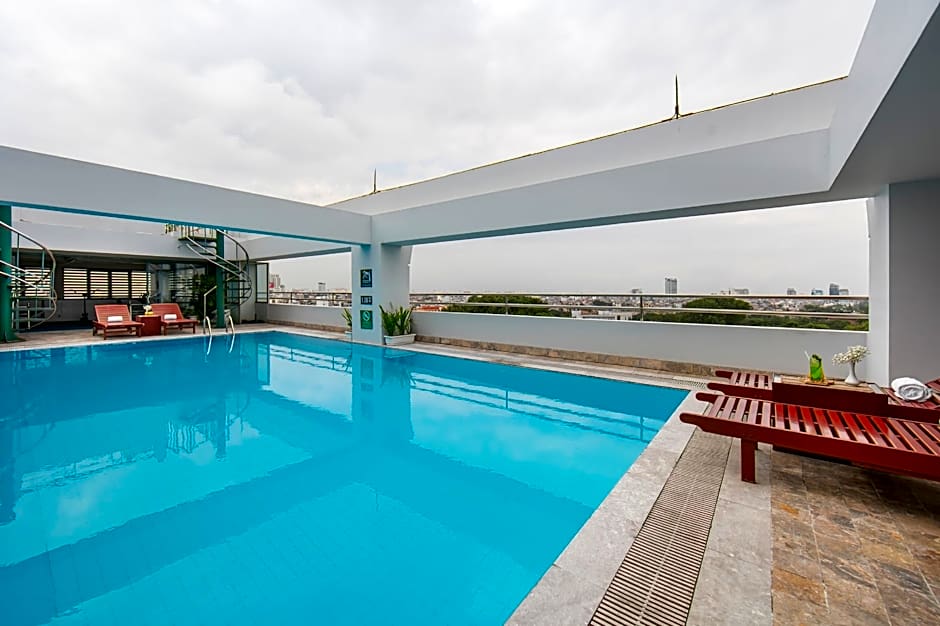 The Tray Hotel Hai Phong