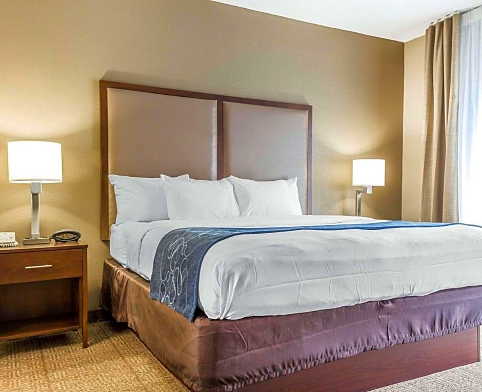 Comfort Suites at Isle of Palms Connector