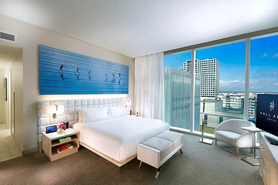 HALL Arts Hotel, Dallas, Autograph Collection