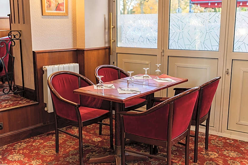 The Originals City, Hotel Le Lion d'Or, Chinon (Inter-Hotel)