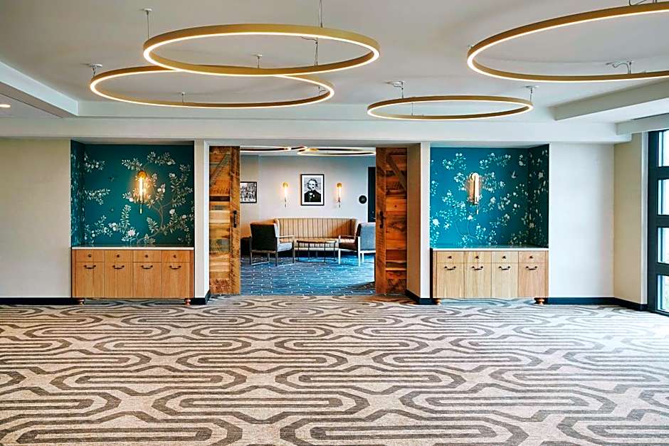 The Draftsman, Autograph Collection by Marriott