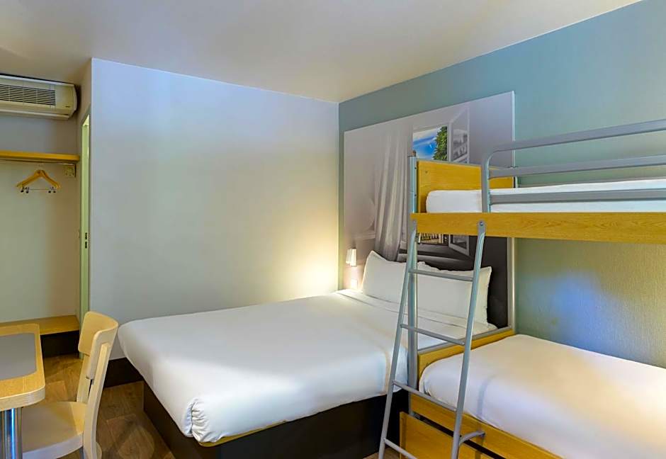 B&B Hôtel Pontault Combault