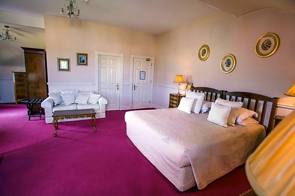 Kilcooly's Country House Hotel