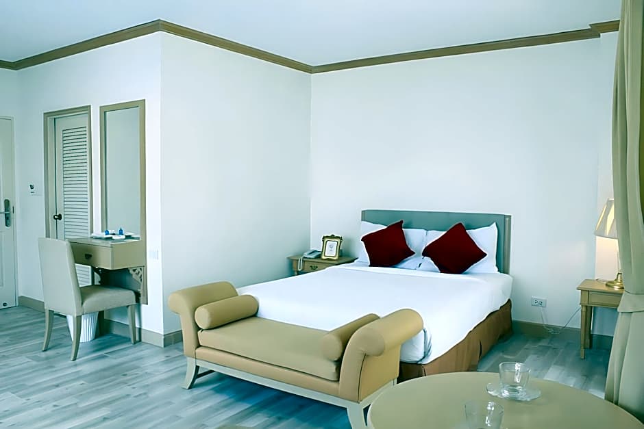 Romance Hotel Srinakarin