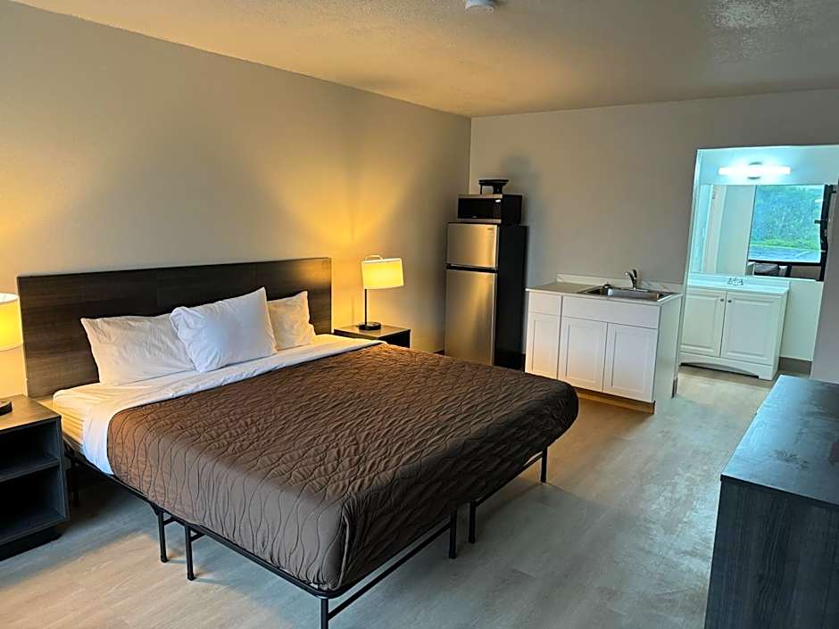 Stayable Suites Jax West
