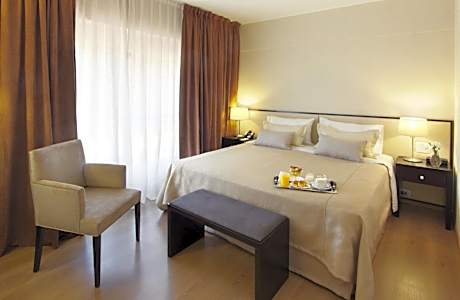 Superior Double Room with City View