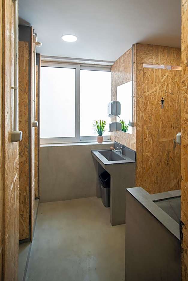 Bedway Athens Hostel