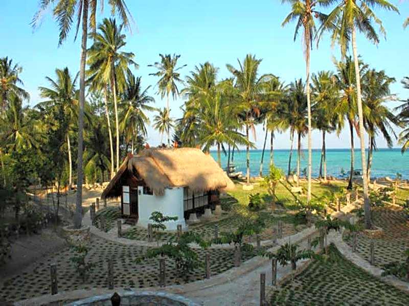 Arys Lagoon Bungalow & Hotel